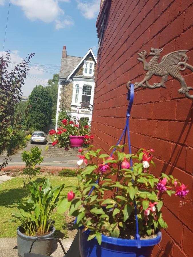 Ty Castell Guest House Caerphilly Eksteriør billede